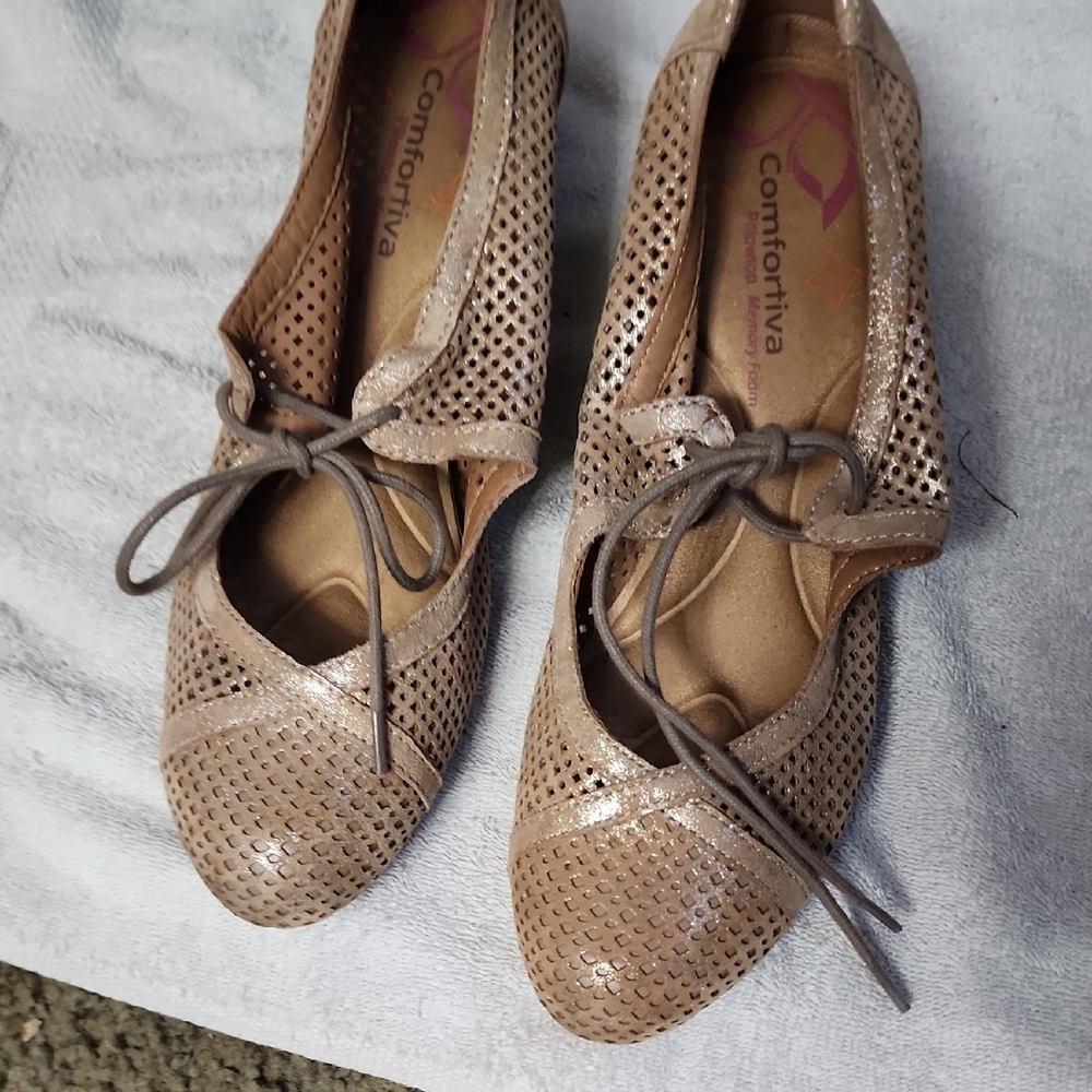 Comfortiva Women's Tan Perforated Shoes